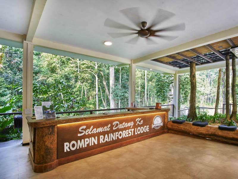 Rompin Park Resort lobby