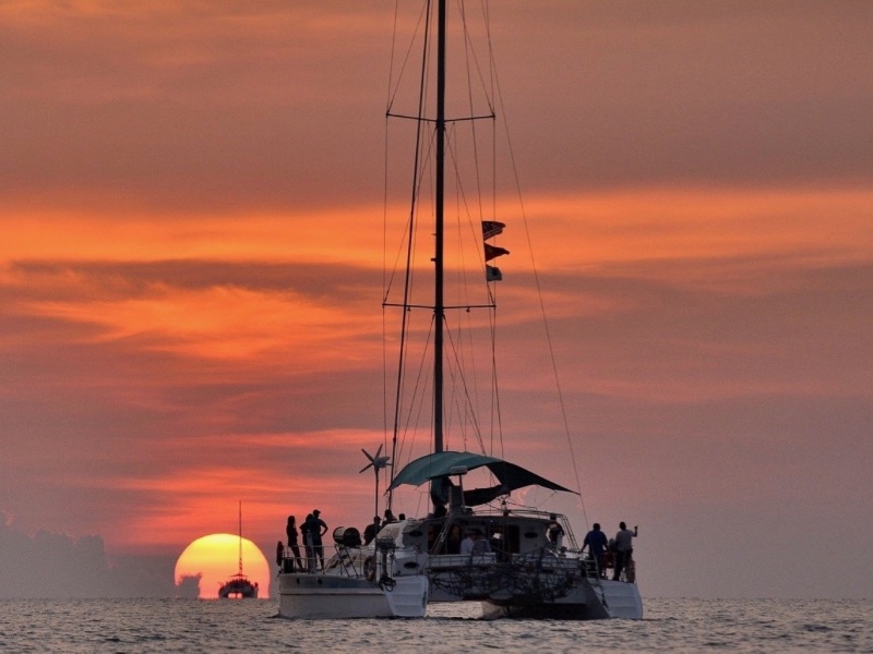 Crystal Yacht Sunset Dinner Cruise