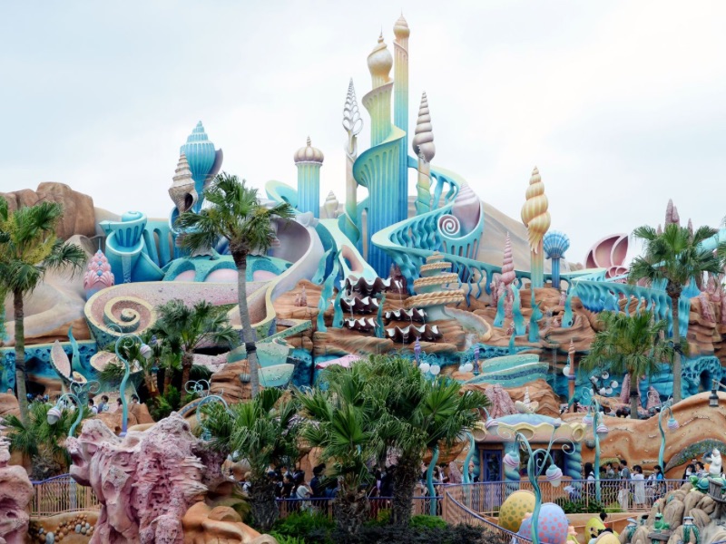 Tokyo Disneyland attractions